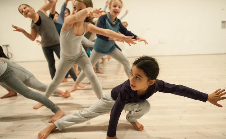 Dancing Kids © Barbara Mair